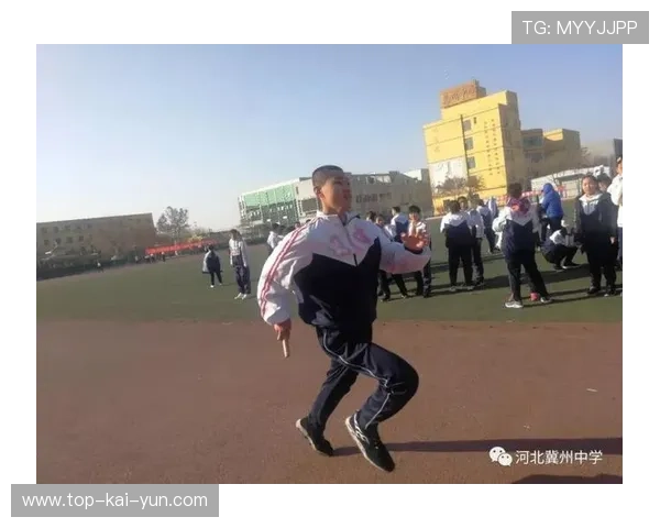 自行车冲刺节奏完美：掌握节奏，领跑未来