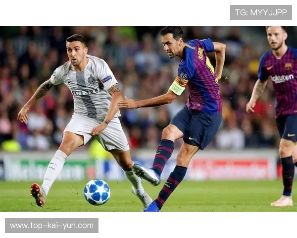 AC米兰—曼古萨换位传球撕开对手防守