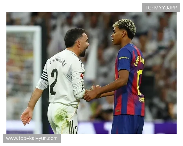 巴萨通过连续传递压倒对手，佩德里推射被门将挡下